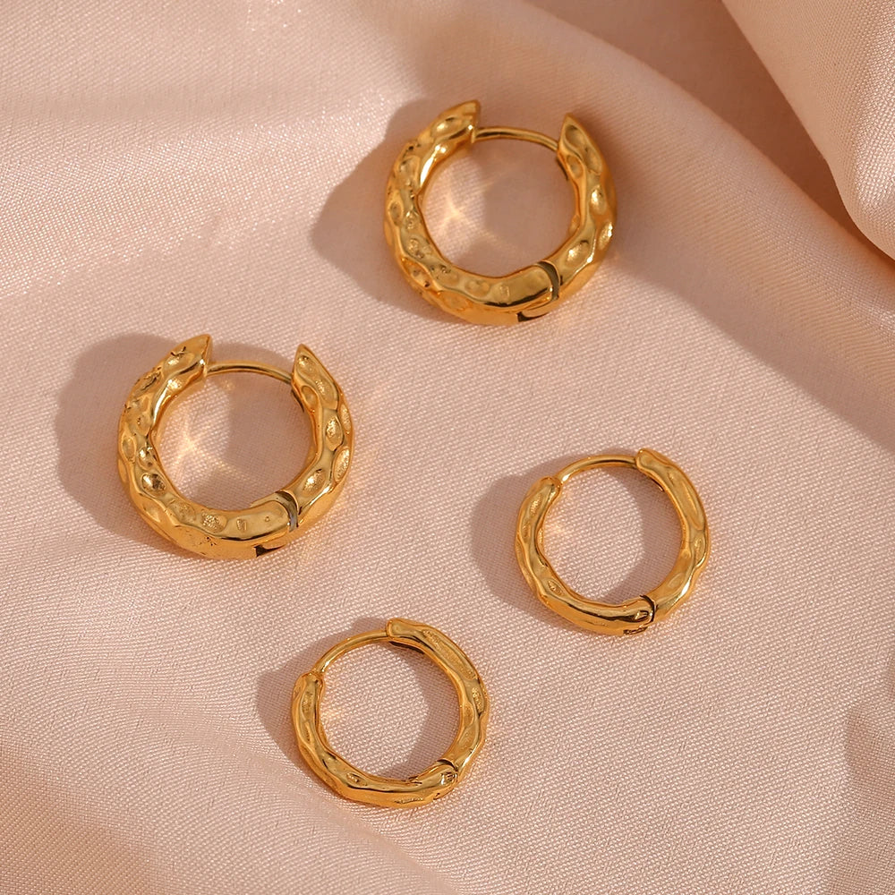 Ebbelle 2 tamanhos chunky fino martelado banhado a ouro brincos de argola para mulheres jóias vintage aretes de aço inoxidável para mujer