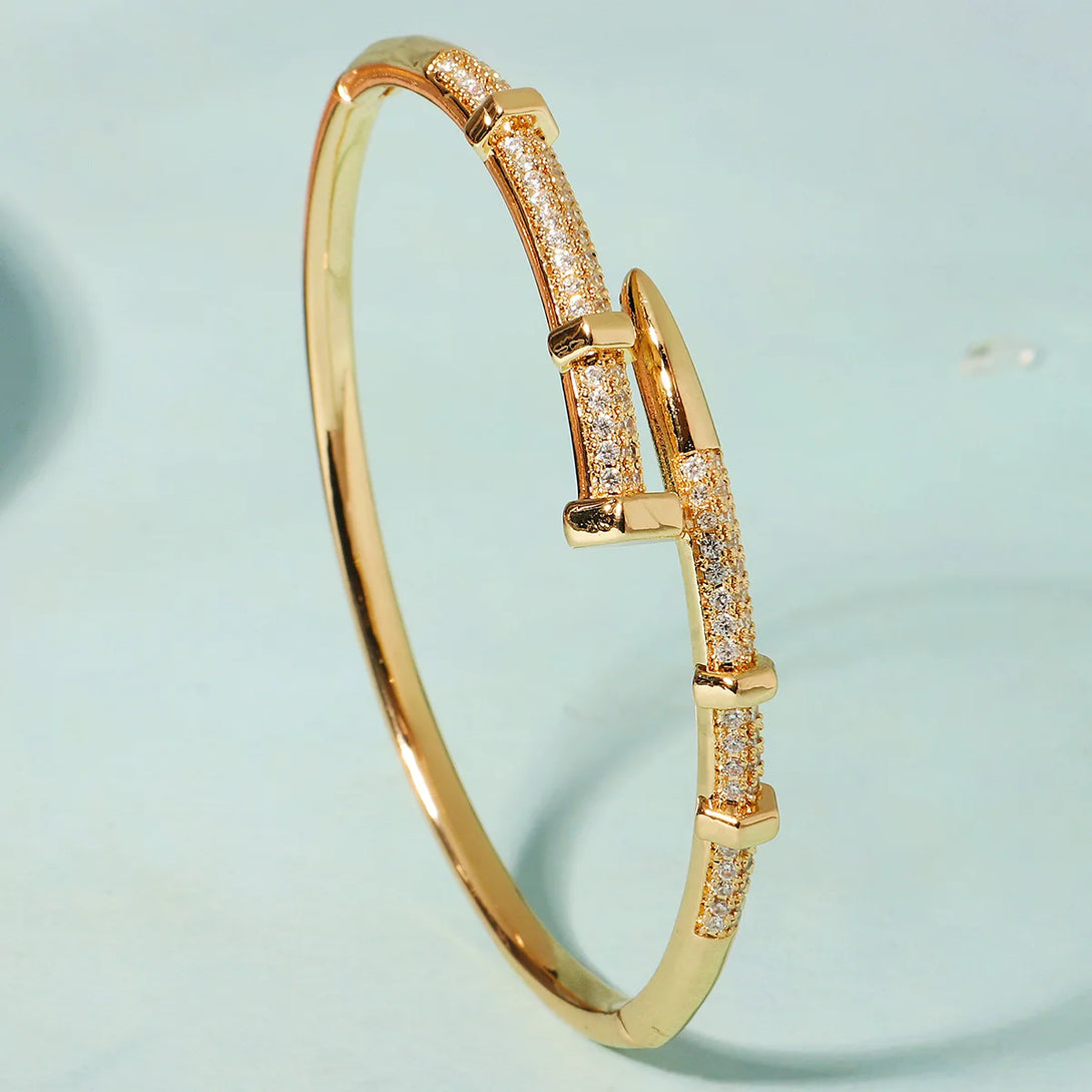 Pulseira de unhas feminina clássica de aço inoxidável, pulseiras populares da europa e dos estados unidos, pulseira de zircônia brilhante como presente