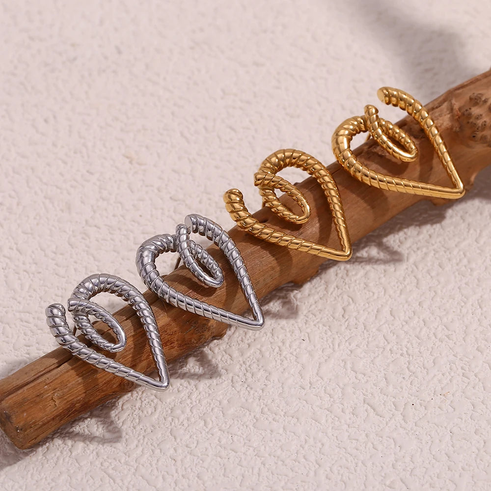 E.B. Brincos Coração Belle-Shaped, Acessórios Banhados a Ouro 18K, Jóias em Aço Inoxidável 316L, Padrão Envolvido