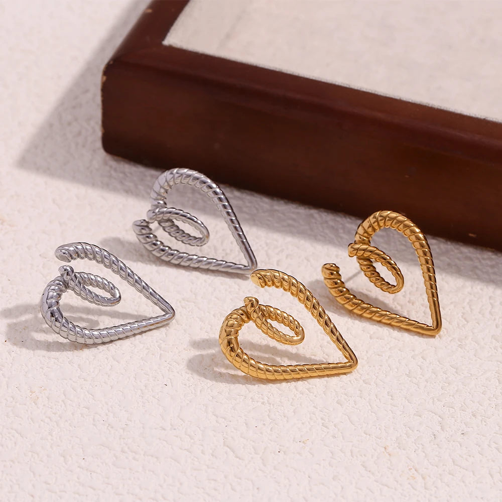 E.B. Brincos Coração Belle-Shaped, Acessórios Banhados a Ouro 18K, Jóias em Aço Inoxidável 316L, Padrão Envolvido