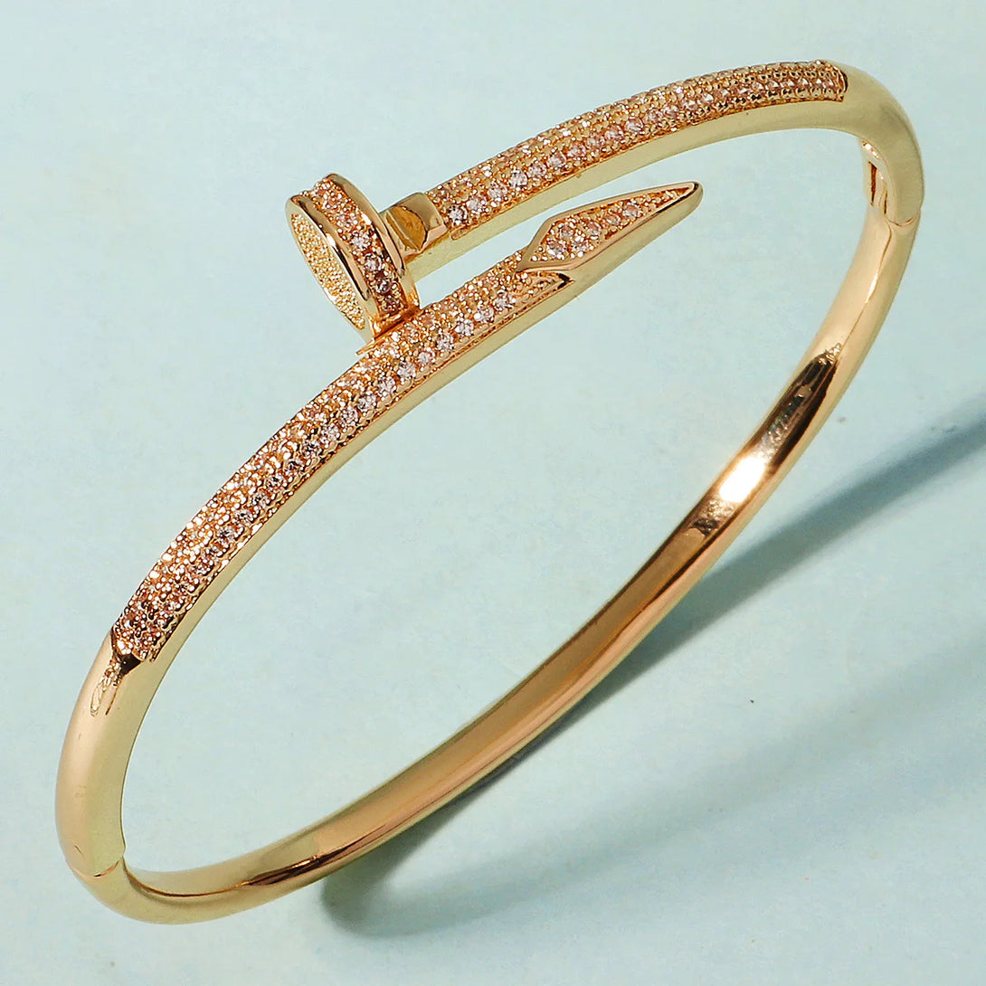 Pulseira de unhas feminina clássica de aço inoxidável, pulseiras populares da europa e dos estados unidos, pulseira de zircônia brilhante como presente